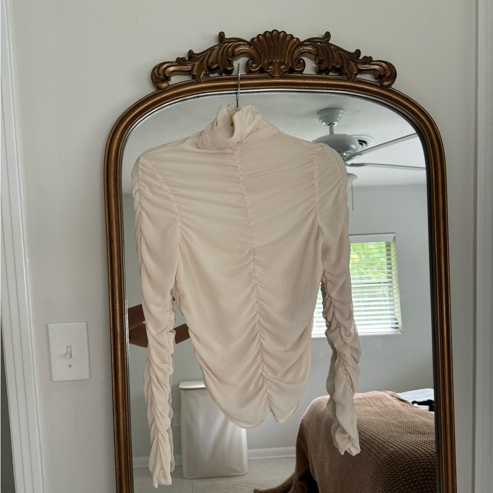 XS Zara long sleeve mesh top never worn